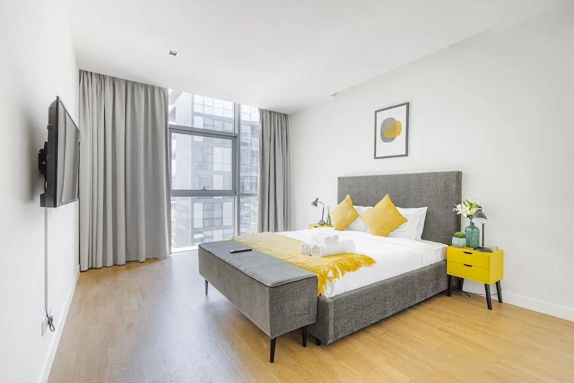 Vonder: City Walk Dubai Apartment